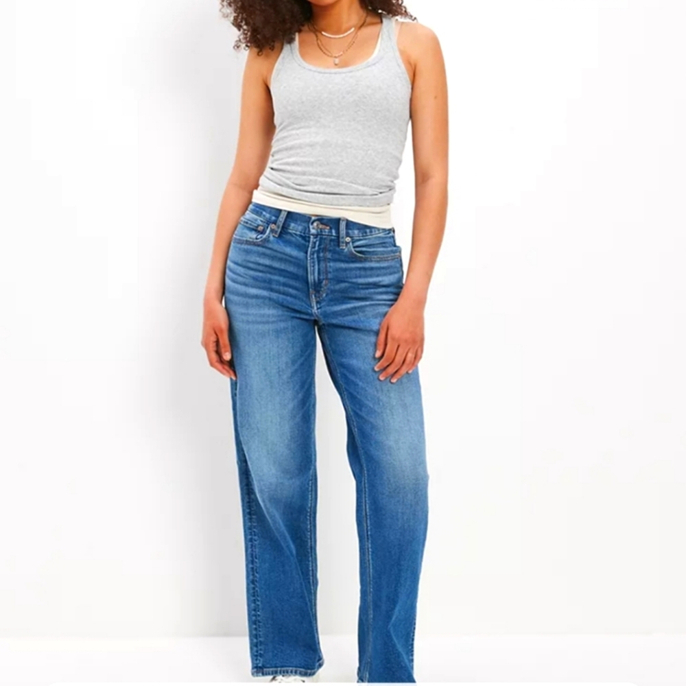 American Eagle Outfitters super high waisted baggy straight jeans